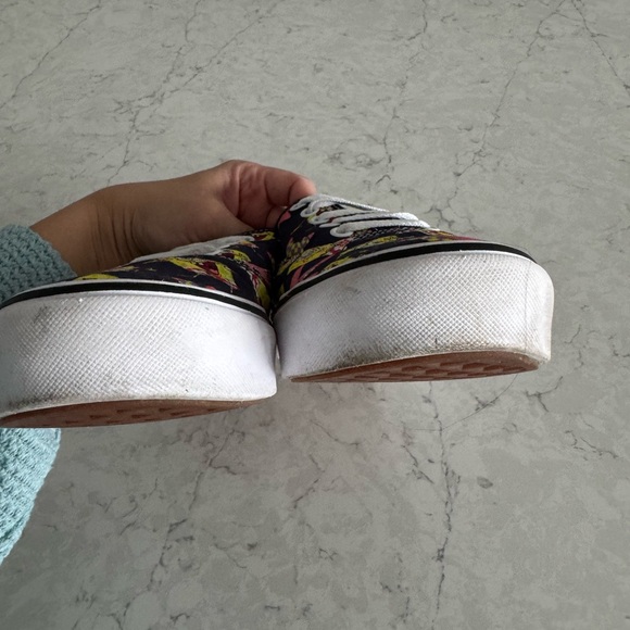 Vans SpongeBob SquarePants x ComfyCush Authentic 'AlohaBob' - Picture 6 of 9